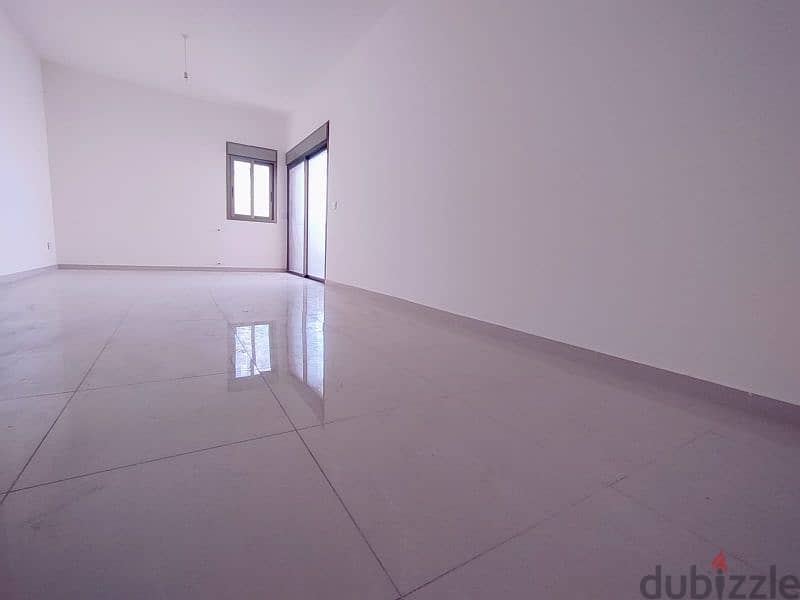 Hot deal! Apartement for sale in Halat with terrace/payment facilities 3