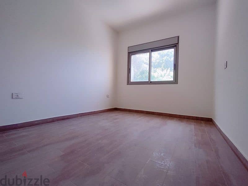 Hot deal! Apartement for sale in Halat with terrace/payment facilities 9