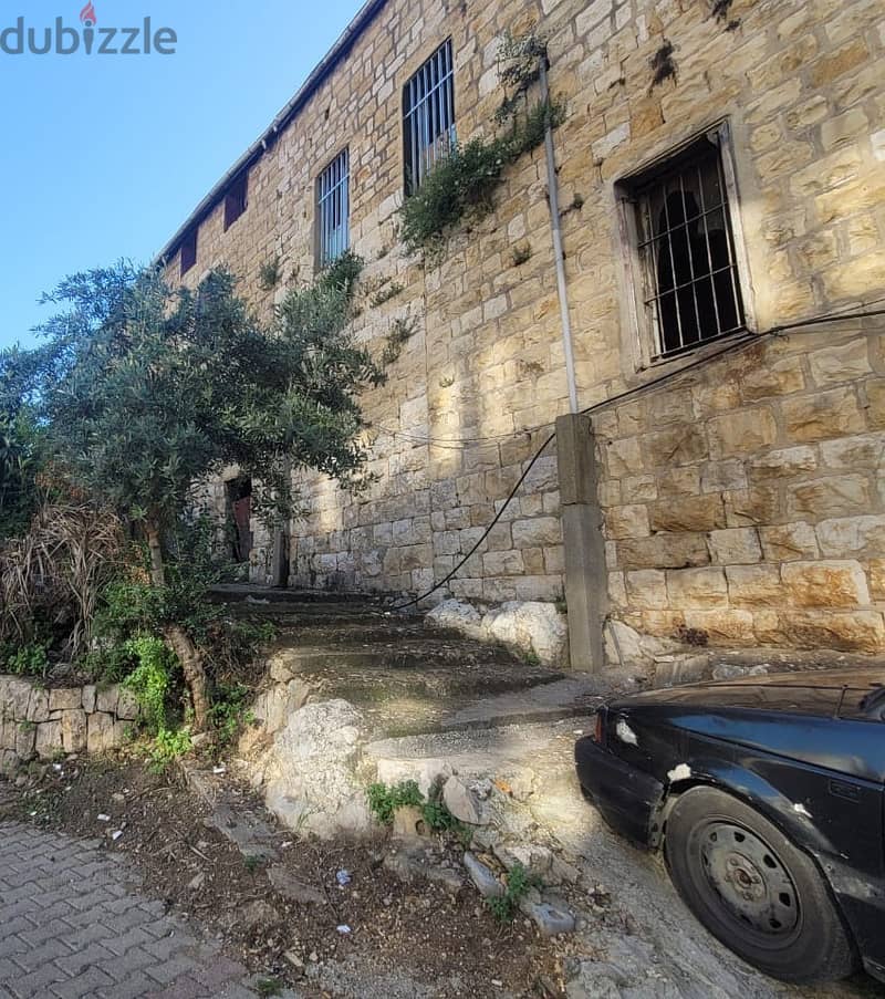 historical house with land for rent in Dbayeh/naccache Ref#ag-25 1