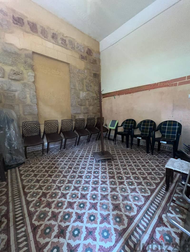 Antique Commercial Space in Abou Samra with License for Sale 1