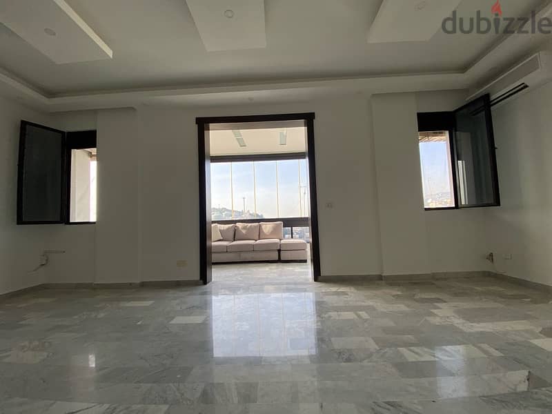 Apartment for sale in Dik el Mehdi with greenery views. 3