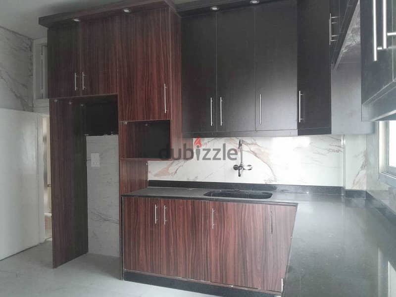 275 SQM apartment for sale in Beirut-Mazraa,بيروت! REF#ZS96672 2