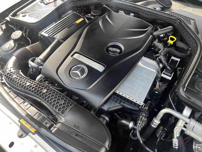 Mercedes-Benz C-Class 2015 (Luxury Package) 7