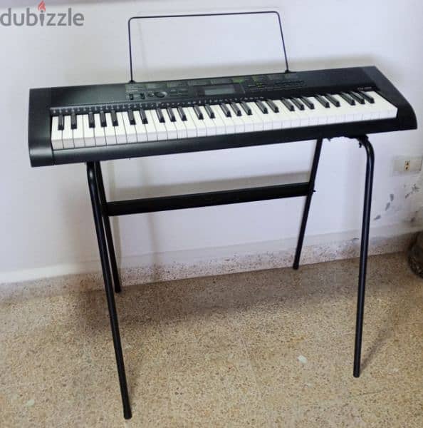 Piano keyboard CASIO 5