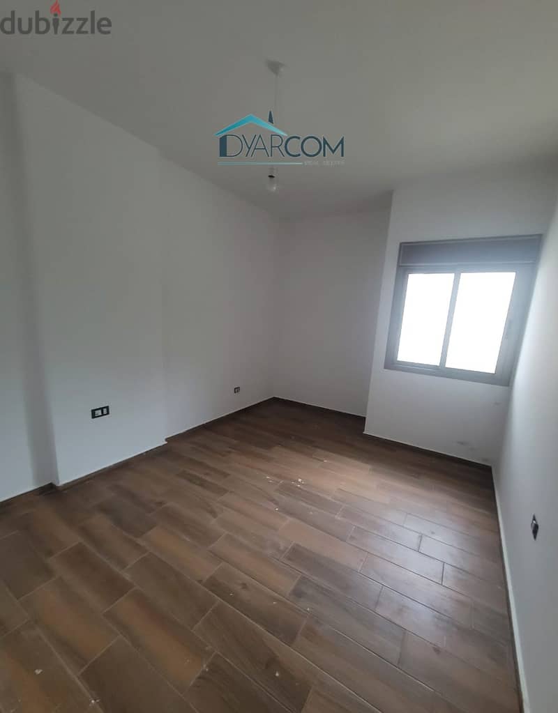 DY1719 - Halat New Apartment For Sale With Garden! 4