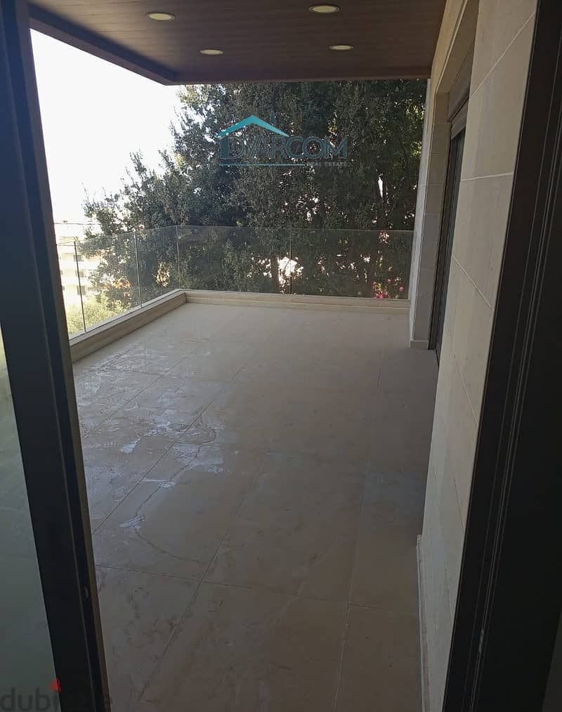 DY1719 - Halat New Apartment For Sale With Garden! 9