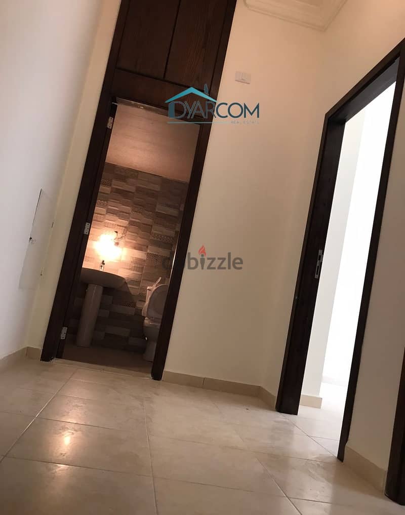 DY1720 - Blat New Apartment for Sale! 4