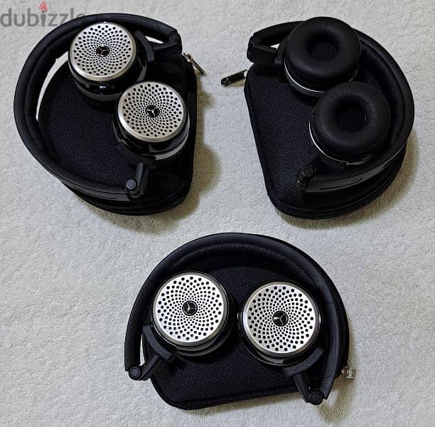 Mercedes Bluetooth Headset Headphones original new 3 pieces  03723895 8