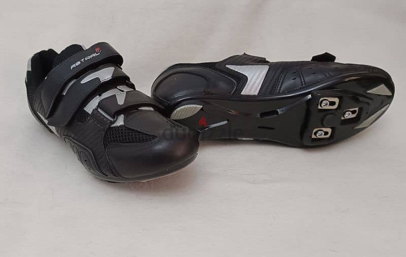 astral cycling shoes 1