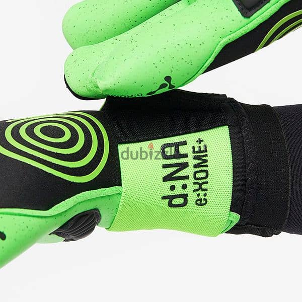 professional Glovelu - e:Xome+ Goal keeper gloves, size 5 2