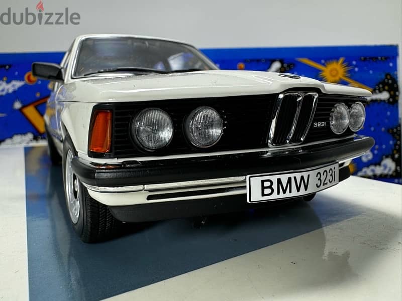 1/18 diecast Autoart RARE BMW 323i 1977 Alpine White #75111 MINT 4