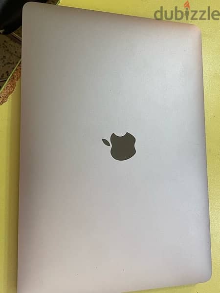 Macbook pro m1 2