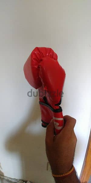 light boxing gloves 1