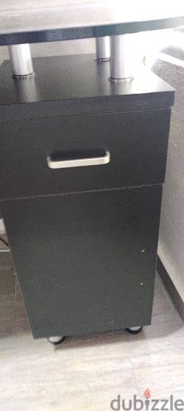 Used small office desk - great condition 3