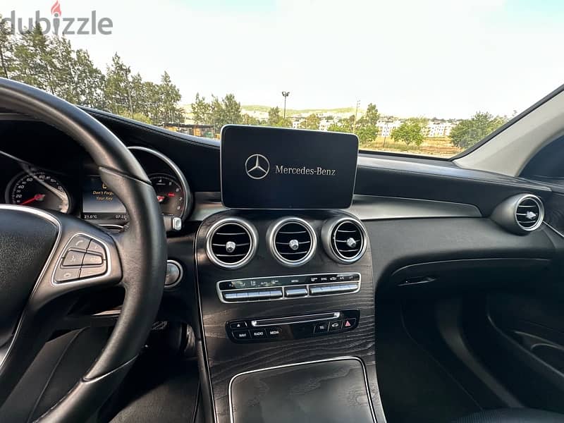 Mercedes-Benz GLC look AMG 4matic like new low mileage 31000 19