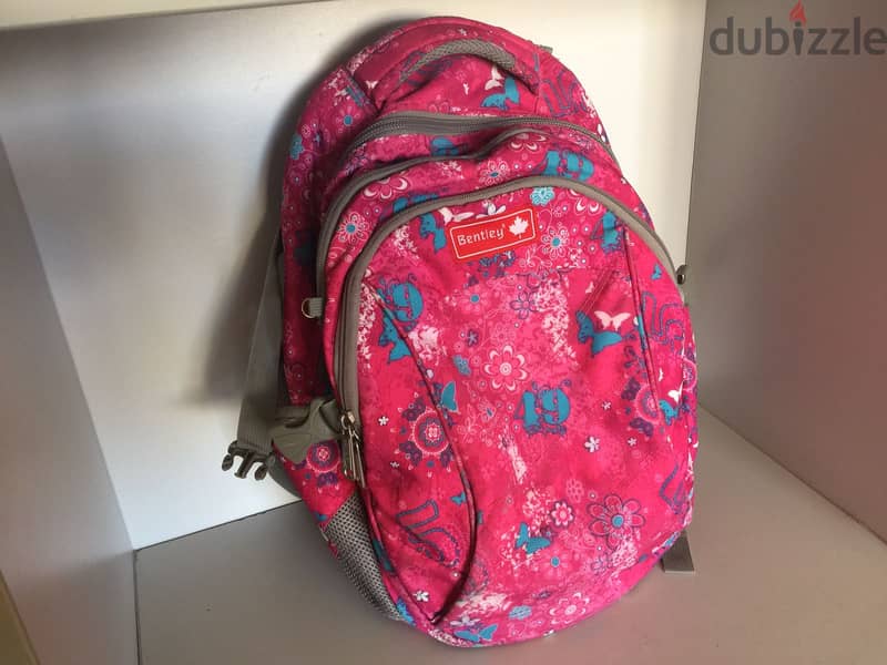 BACKPACK For Girls In Great Condition 5