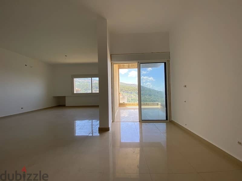 Spacious Apartment with open views in Bsalim. 4