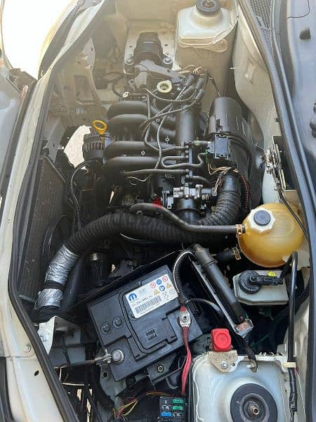Renault Kangoo 2000 1.2 اجنبيه جديده غير مستعمله ابدا باب جرار 4