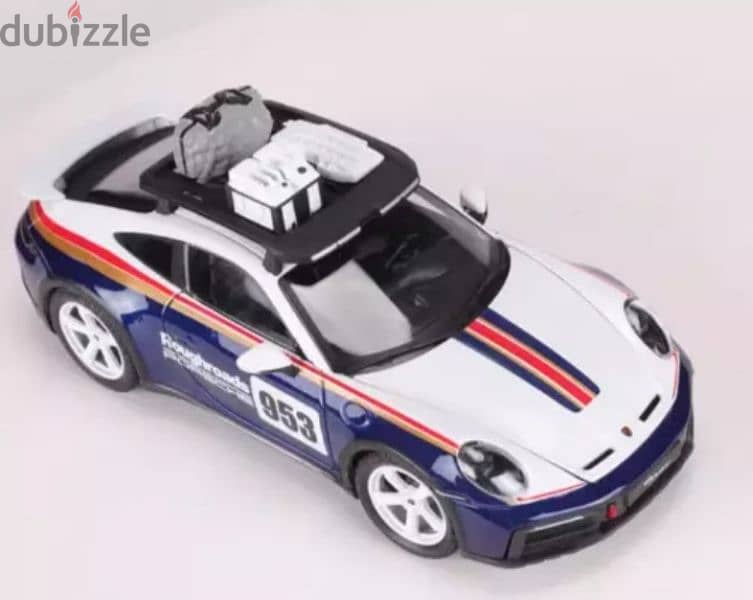 Porsche 911(992) Dakar diecast car model 1:24. 3