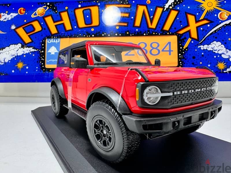 1/18 diecast Ford Bronco Wildtrak Boxed New 2