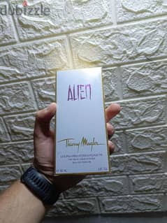 Alien perfume 0