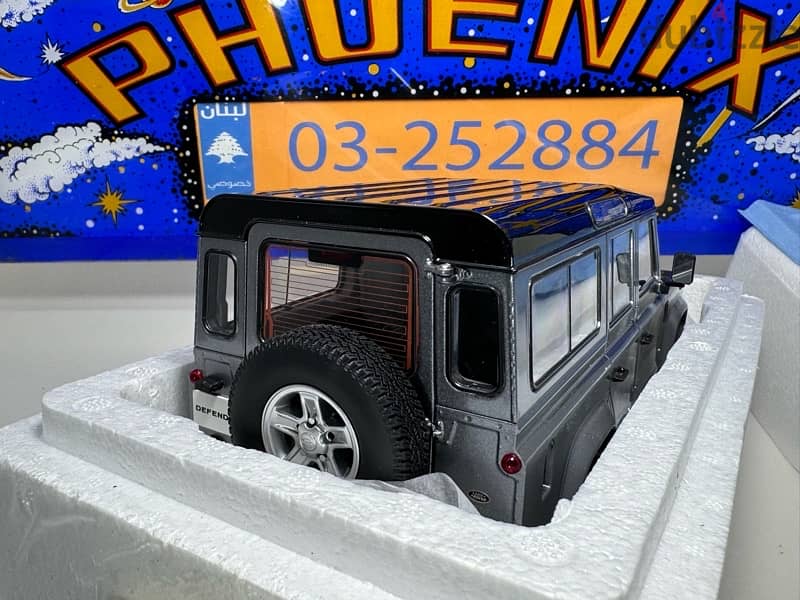 1/18 diecast Land Rover Defender 110 by Century Dragon (RARE LHD) 5