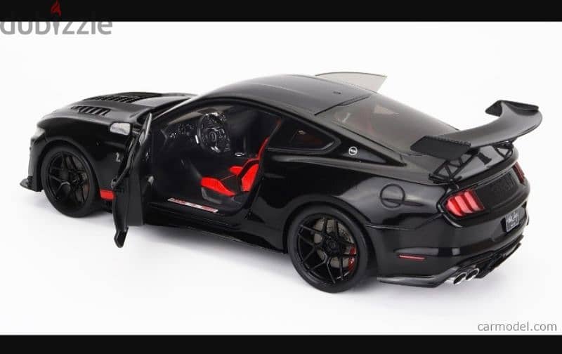 Mustang Shelby GT500 Code Red '22 diecast car model 1;18. 6