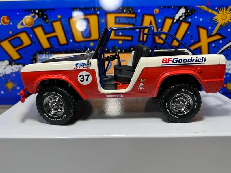 1/18 diecast Ford Baja Bronco 1966 By greenlight NEW SHOP STOCK 3