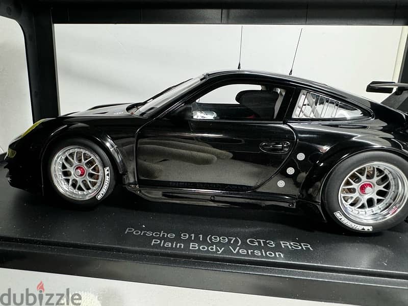 1/18 diecast Autoart Porsche (997) 911 GT3 RSR NEW SHOP STOCK 8