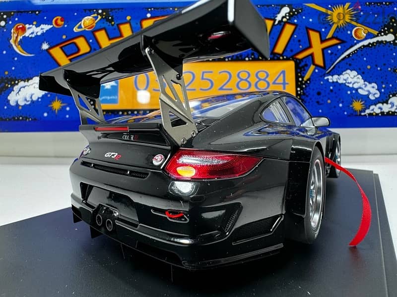 1/18 diecast Autoart Porsche (997) 911 GT3-R (SHOP STOCK) #81071 7