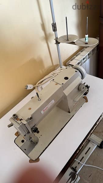 Sewing machine مكنة خياطة 1