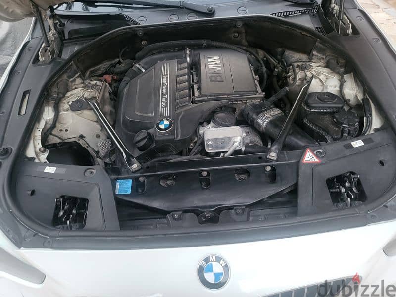 BMW 5-Series 2011 5