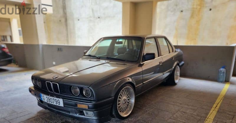 BMW 3-Series 1989 5