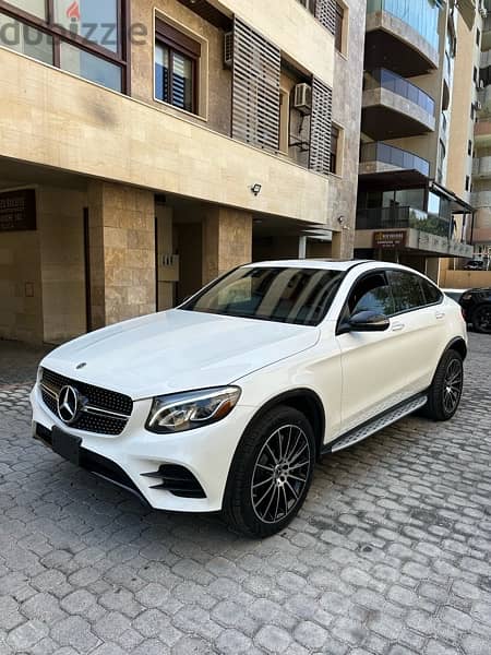 Mercedes GLC 300 coupe AMG-line 4matic 2019 white on black & red 1