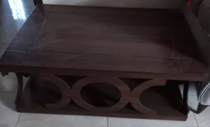 طاولة خشب جديدة 3