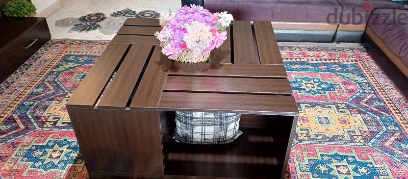 table lamaica good condition 2