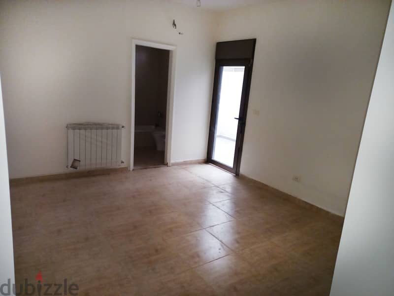 Apartment for sale in Zikrit شقة للبيع في زكريت 2