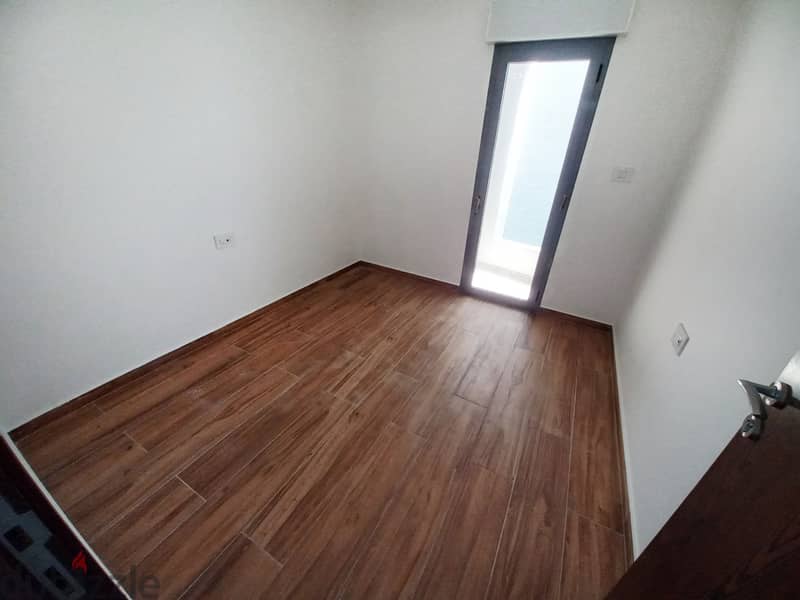 Apartment for sale in Zikrit شقة للبيع في زكريت 3