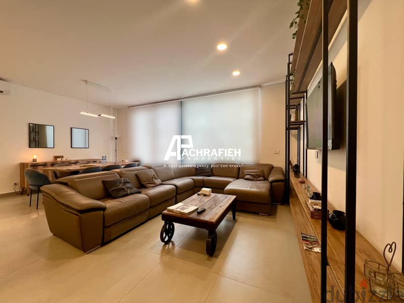 Apartment For Rent In Achrafieh - شقة للأجار في الأشرفية 2