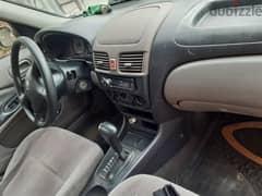 Nissan Sunny 2003