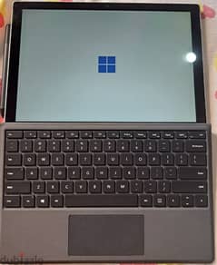 Microsoft Surface Pro 6, Windows 11, Original Keyboard and Pen