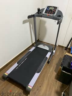 treadmill used but like new ,with multiple programs