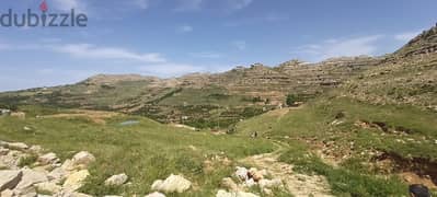 Land for Sale in Hrajel/ أرض رائعة للبيع في حراجل