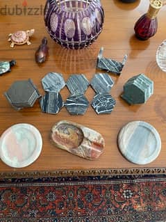 Marble coasters and ashtrays / Sous-verre et cendrier en marbre