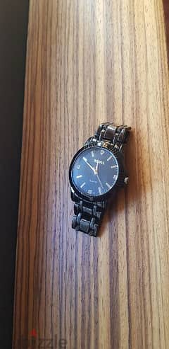 10 $ black watch used as new