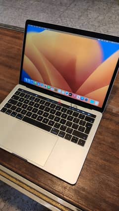 MacBook Pro 13-inch 2017 w/ Touch Bar – Excellent Condition