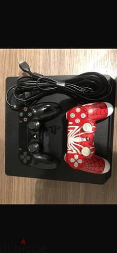 used ps4 slim 1 terabyte 2 controllers + all cables
