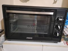 Princess electric oven, still new , excellent condition