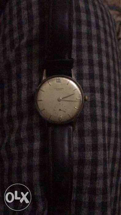 universal geneve very old watche 2