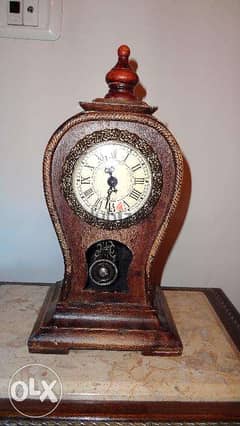 retro replica mantel clock